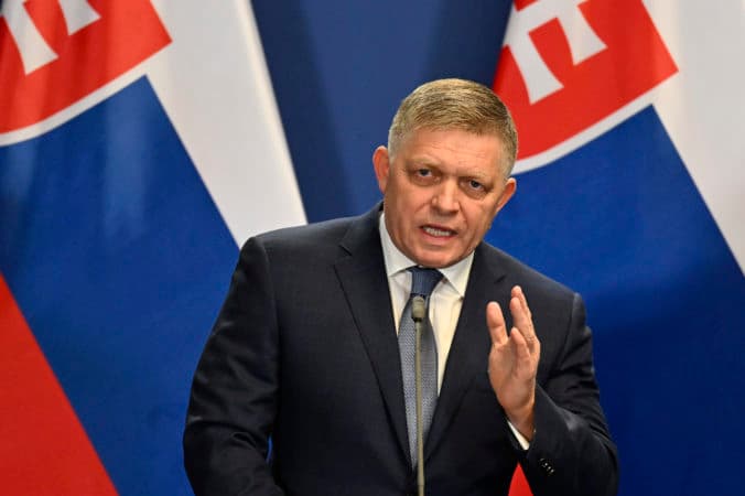 FICO: Tvrdenia o ZDANENÍ bankových transakcií sú LŽI