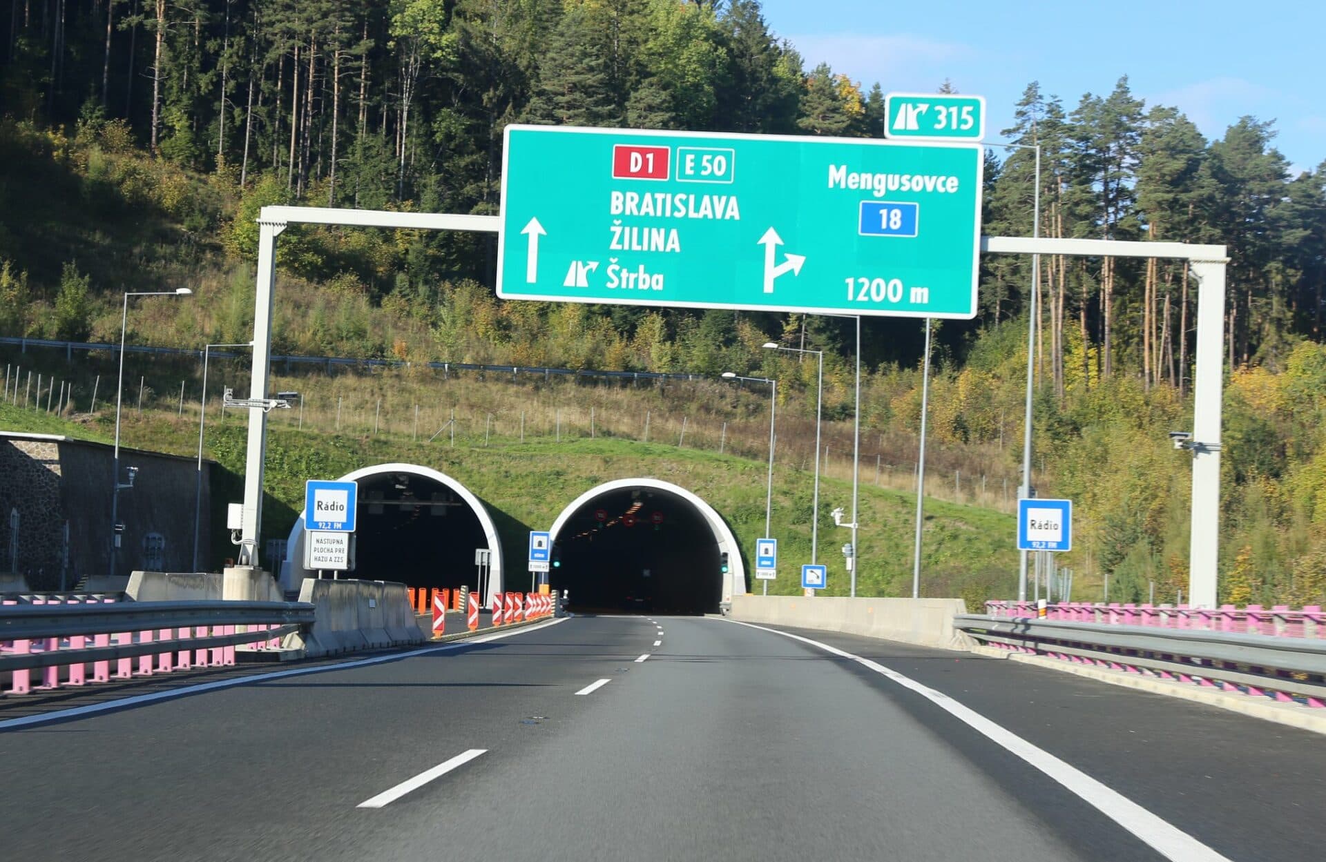 Tunel Bôrik čaká stavebná a nestavebná údržba, úsek D1 bude v noci úplne uzavretý