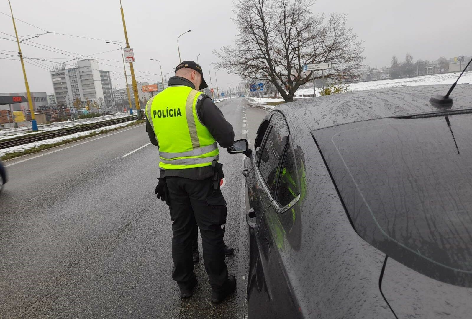 Po siedmej ráno nafúkal šofér v Snine viac ako 3,4 promile