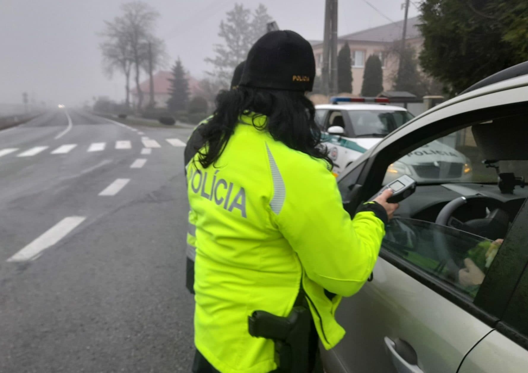 Šoférovi po dopravnej nehode pri dychovej skúške namerali 2.8 promile
