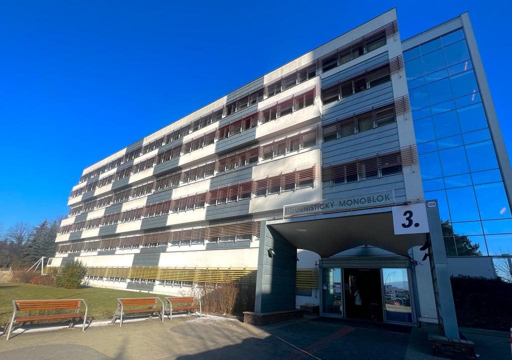 Fakultná nemocnica ošetrila vlani vyše 603-tisíc pacientov, pribudli pôrody aj špičkové zákroky